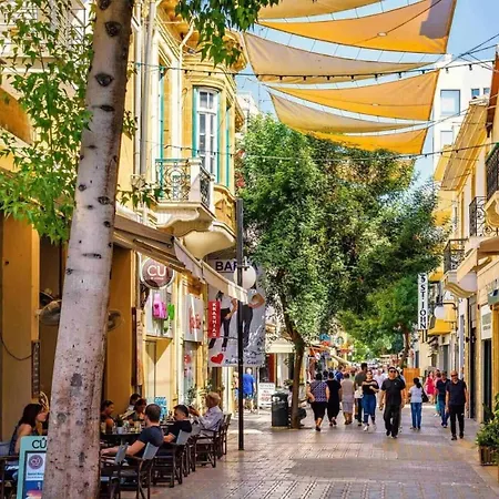 Bright 1 Bedroom With Balcony In Никосия