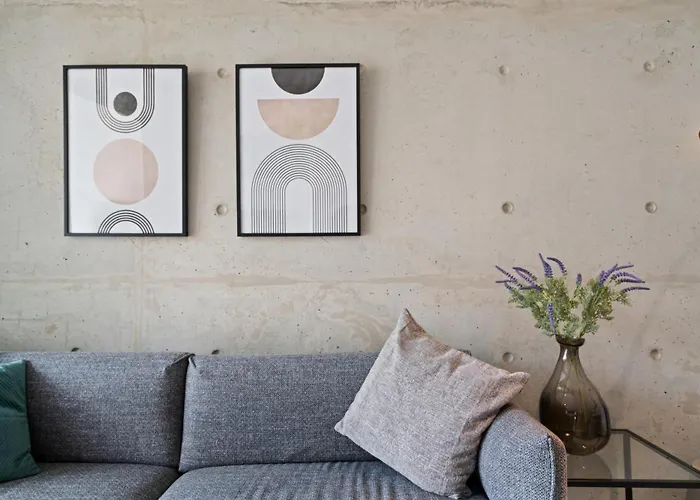 Bright 1 Bedroom With Balcony In Λευκωσία