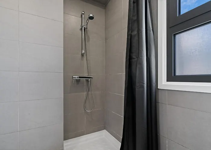 Bright 1 Bedroom With Balcony In * Λευκωσία