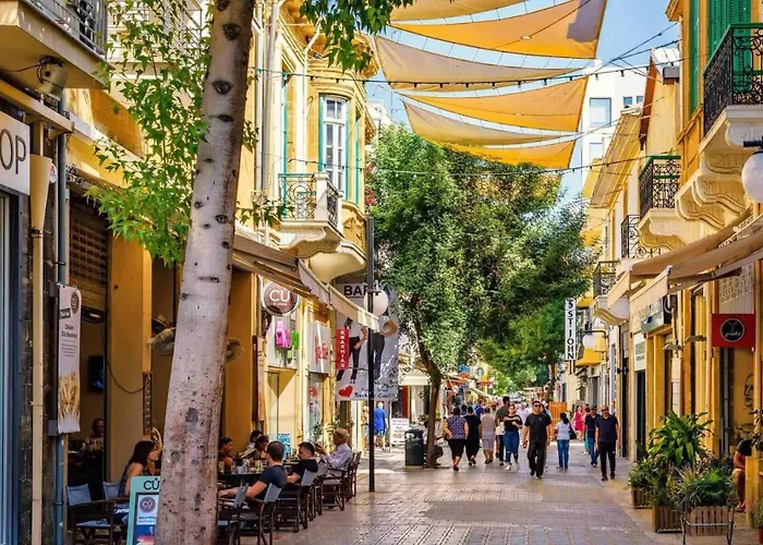 Bright 1 Bedroom With Balcony In Nikosia